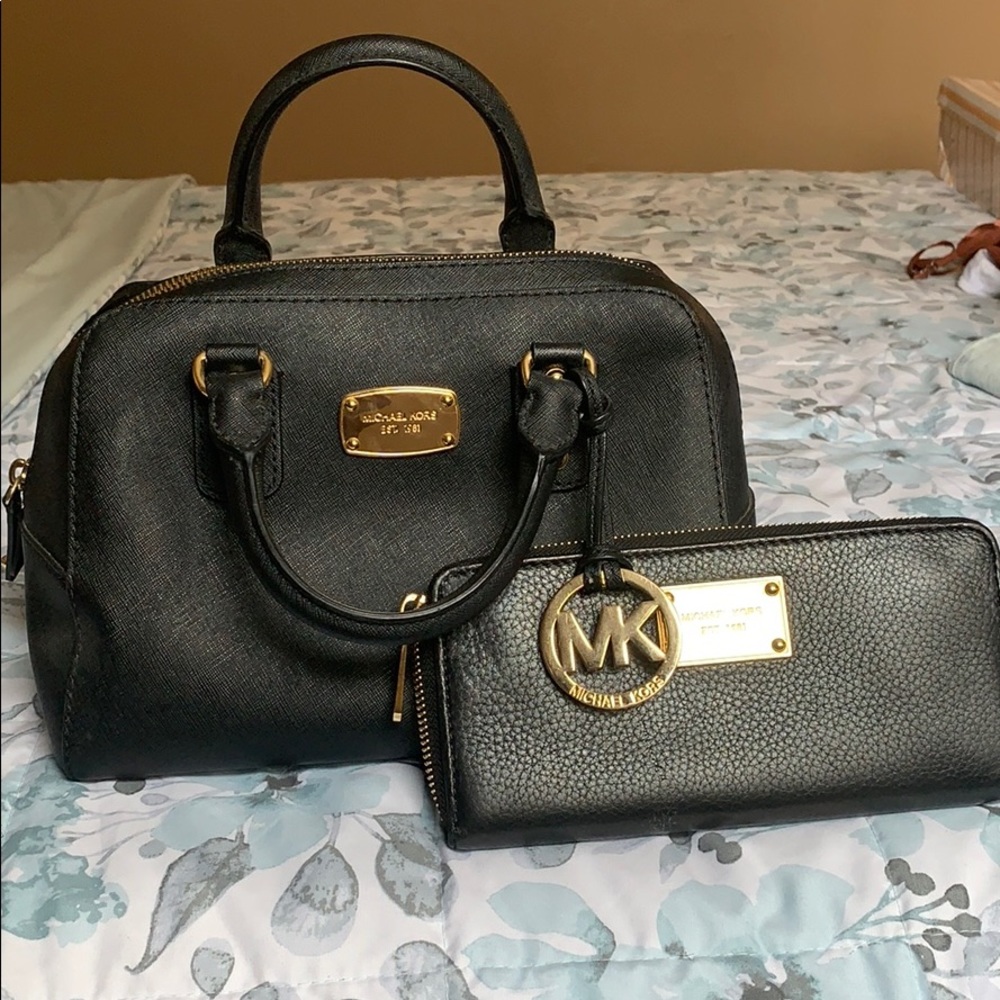 Michael Kors Purse and Matching Wallet